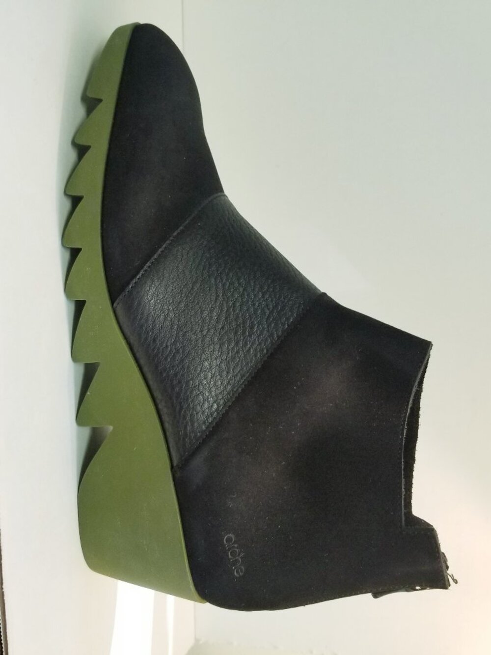 ARCHE NEW leather and suede ankle boots 42